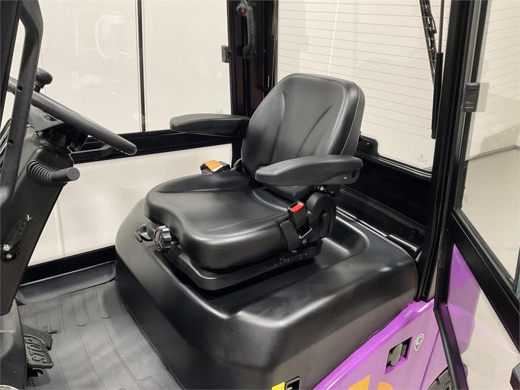 AntOn CBH 2.5 - Электропогрузчик: фото 5 AntOn CBH 2.5 - Электропогрузчик: фото 5