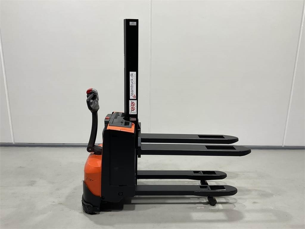 BT SWE080L - Штабелер: фото 1 BT SWE080L - Штабелер: фото 1