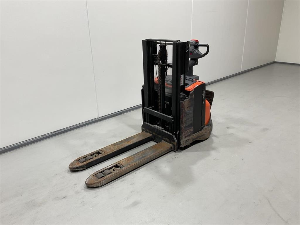 BT SWE200D - Штабелер: фото 4 BT SWE200D - Штабелер: фото 4