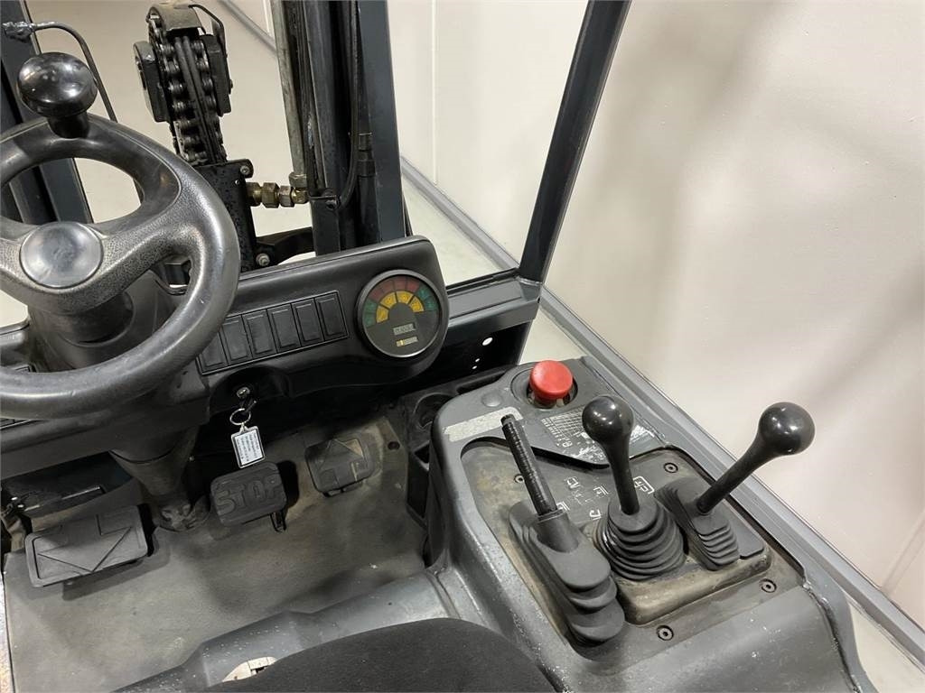 Linde E16 - Электропогрузчик: фото 3 Linde E16 - Электропогрузчик: фото 3