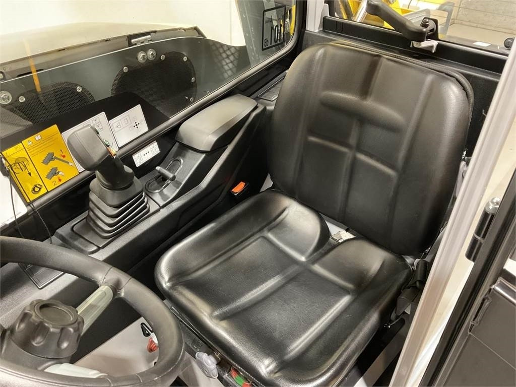 Wacker Neuson TH412 - Телескопический подъемник: фото 5 Wacker Neuson TH412 - Телескопический подъемник: фото 5