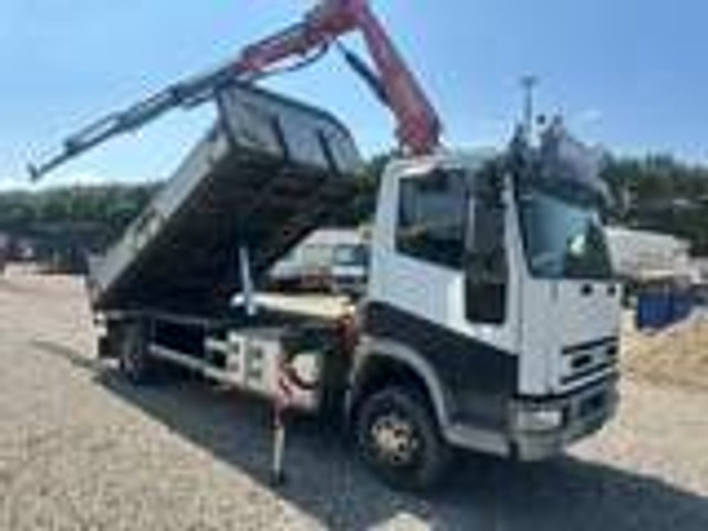 Iveco Eurocargo 120 EL 210hp / Fassi 80A Year 2012 + Tip - Автоманипулятор: фото 1 Iveco Eurocargo 120 EL 210hp / Fassi 80A Year 2012 + Tip - Автоманипулятор: фото 1