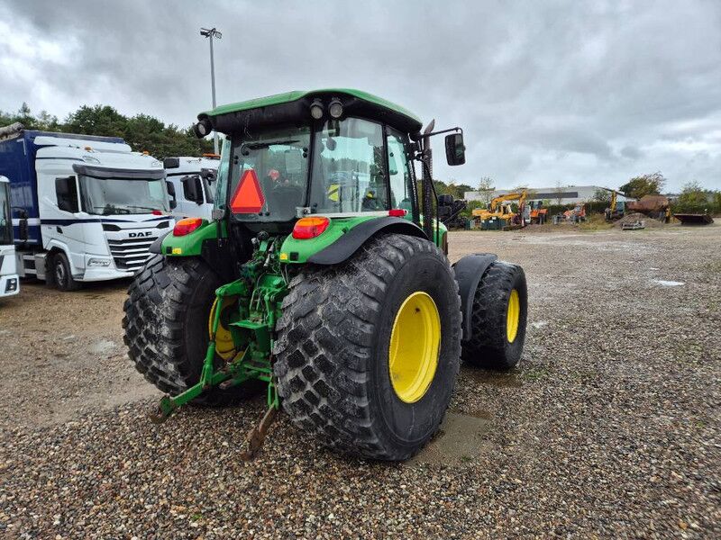 John Deere 5100 R - Трактор: фото 4 John Deere 5100 R - Трактор: фото 4