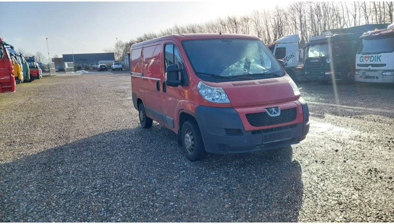 Peugeot Boxer 330 2,2 HDi - Цельнометаллический фургон: фото 2 Peugeot Boxer 330 2,2 HDi - Цельнометаллический фургон: фото 2