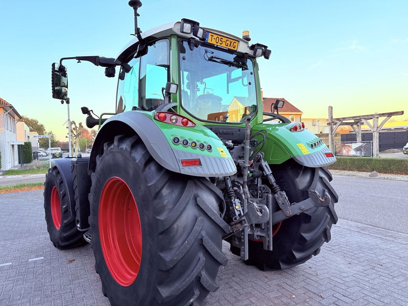 Fendt 724 S4 Profi Plus - Трактор: фото 3 Fendt 724 S4 Profi Plus - Трактор: фото 3