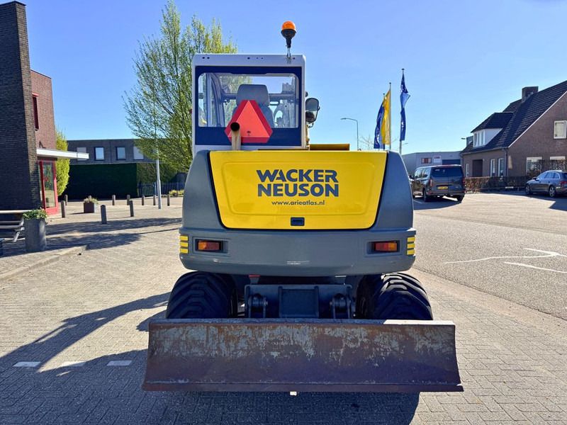 Neuson Wacker Neuson 6502/2 - Колёсный экскаватор: фото 3 Neuson Wacker Neuson 6502/2 - Колёсный экскаватор: фото 3