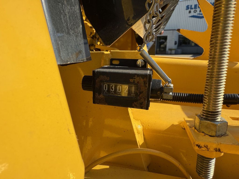 Пресс-подборщик тюковый New Holland BC5060 Mini Balenpers: фото 17 Пресс-подборщик тюковый New Holland BC5060 Mini Balenpers: фото 17