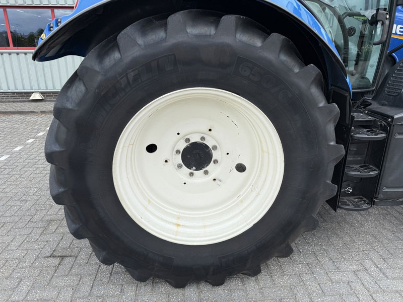 Трактор New Holland T6.175 AC T4B: фото 9