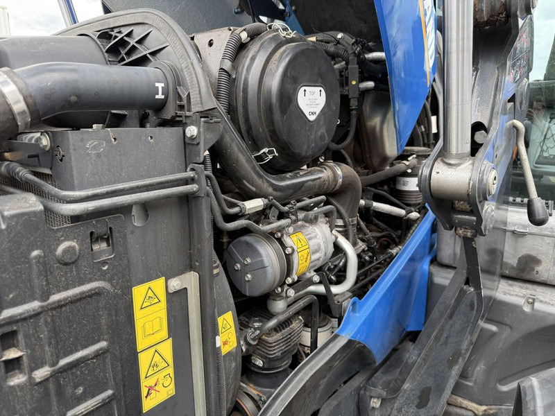 Трактор New Holland T6.175 AC T4B: фото 13
