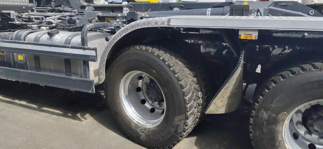 DAF XF 530 - Крюковой мультилифт: фото 5 DAF XF 530 - Крюковой мультилифт: фото 5