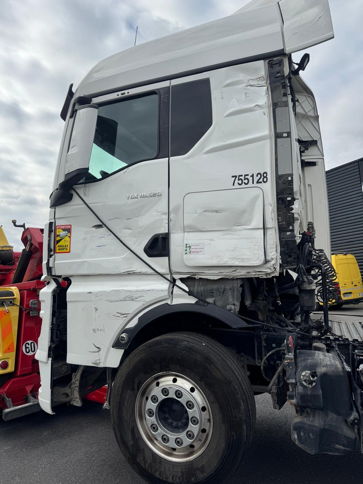 MAN TGX 18.520 - Тягач: фото 4 MAN TGX 18.520 - Тягач: фото 4