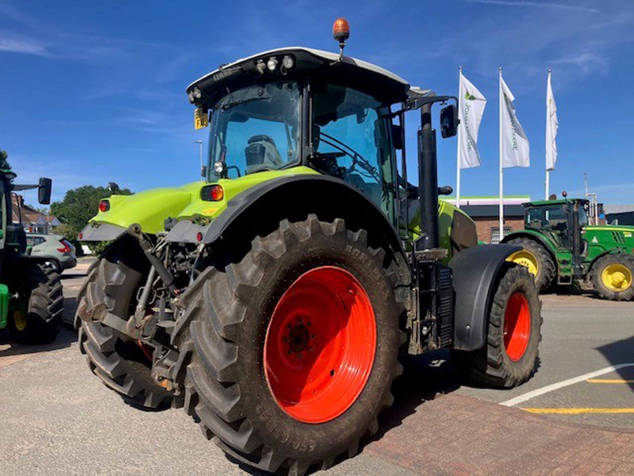 Claas Axion 810 - Трактор: фото 5 Claas Axion 810 - Трактор: фото 5