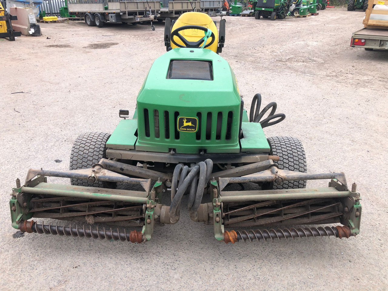 John Deere 2653A utility triple mower - Газонокосилка: фото 3 John Deere 2653A utility triple mower - Газонокосилка: фото 3