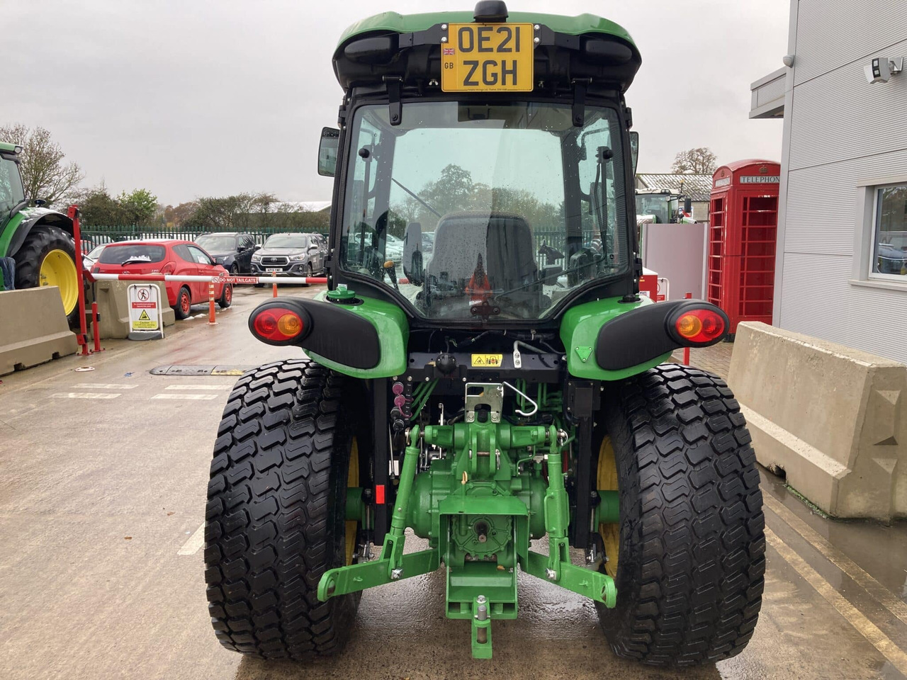 John Deere 4066R compact tractor - Минитрактор: фото 4 John Deere 4066R compact tractor - Минитрактор: фото 4