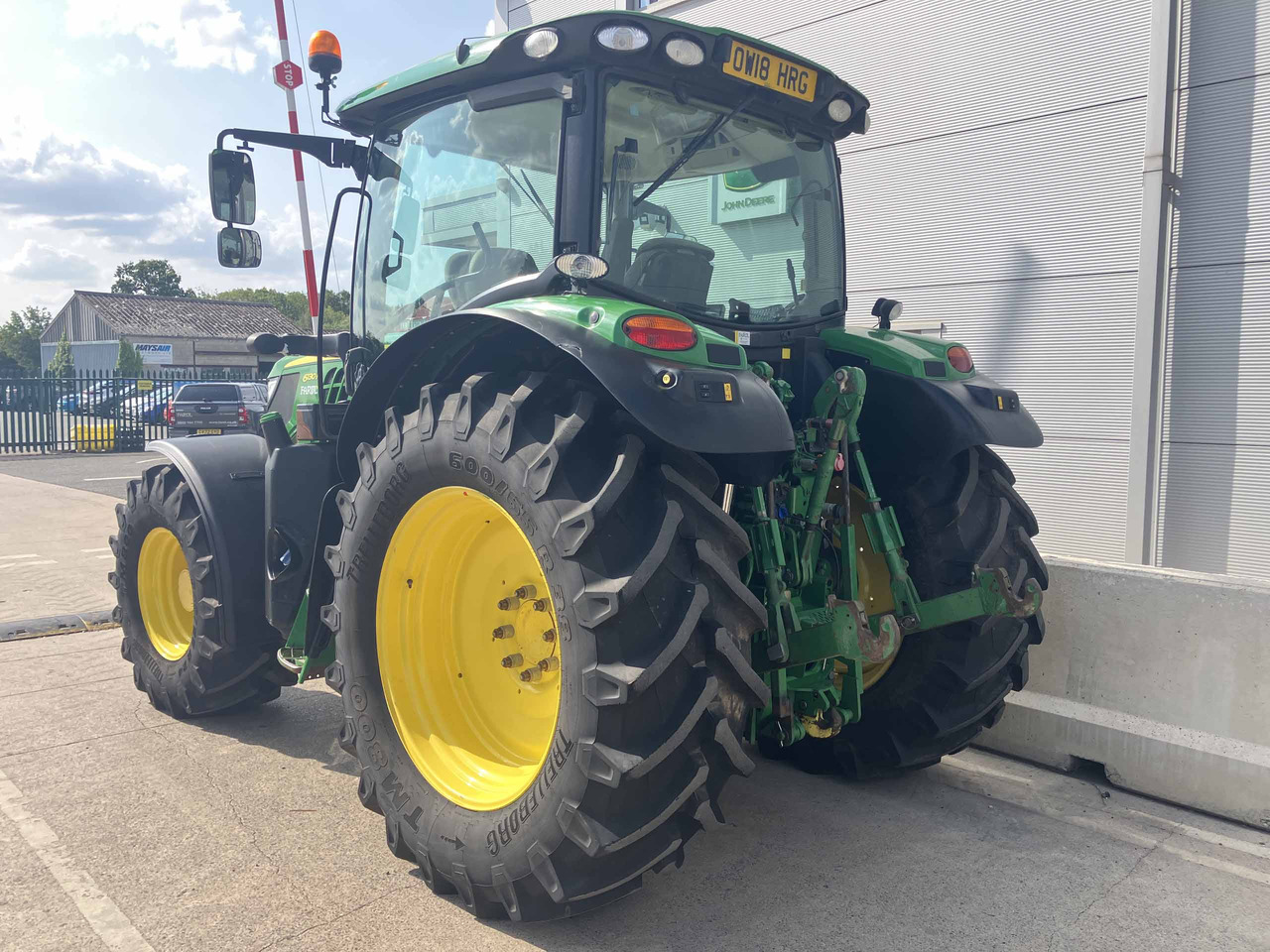 John Deere 6130R - Трактор: фото 3 John Deere 6130R - Трактор: фото 3