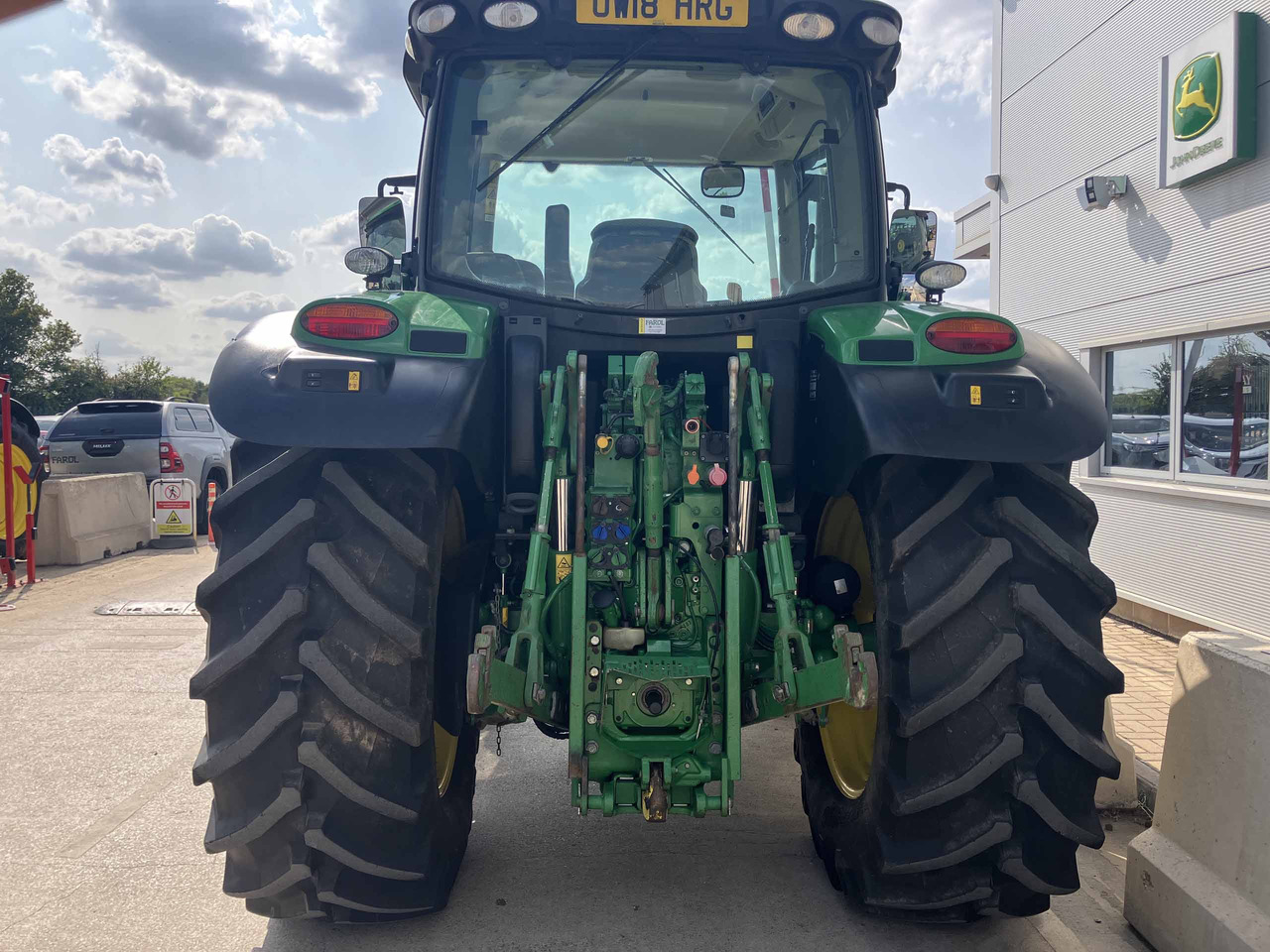 John Deere 6130R - Трактор: фото 4 John Deere 6130R - Трактор: фото 4