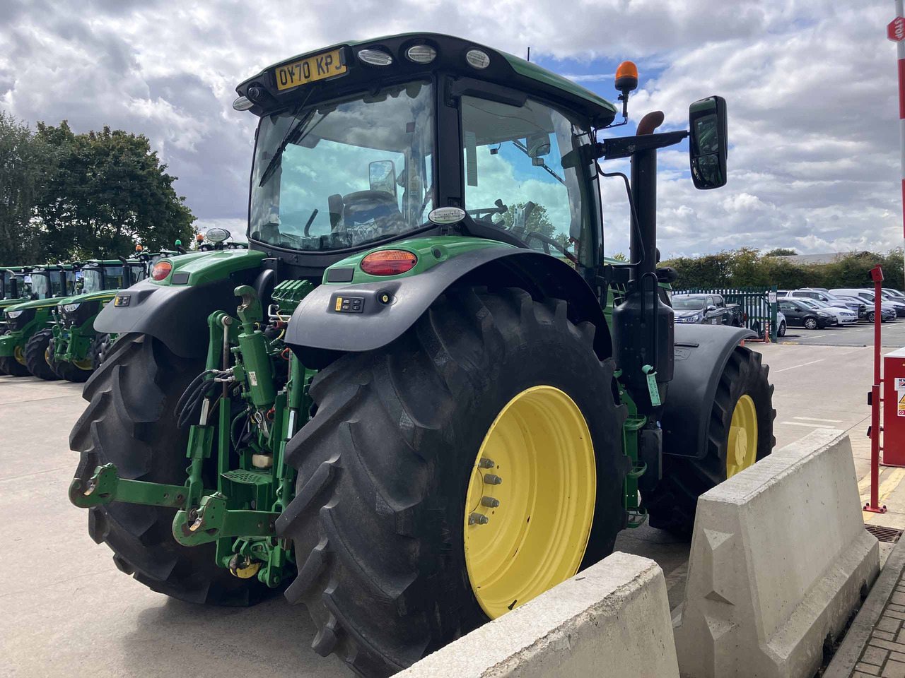 John Deere 6155R - Трактор: фото 4 John Deere 6155R - Трактор: фото 4