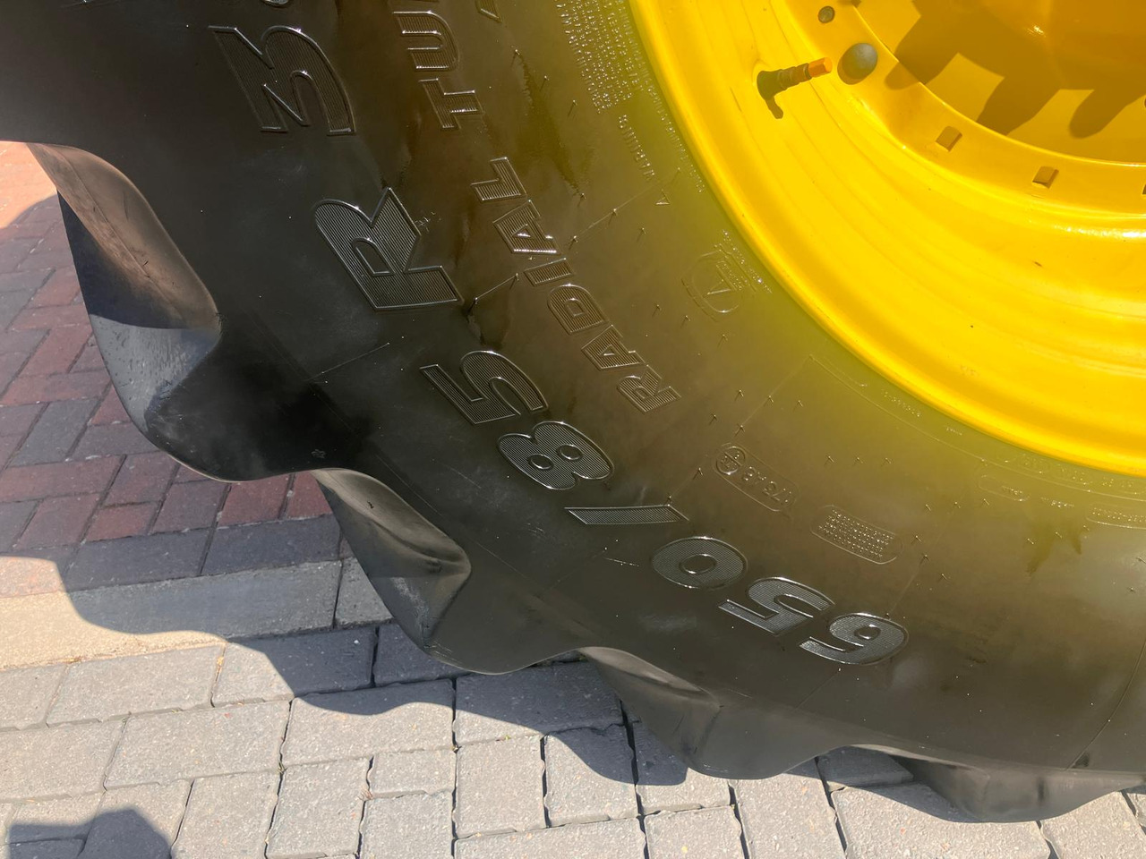 Трактор John Deere 6195R: фото 15