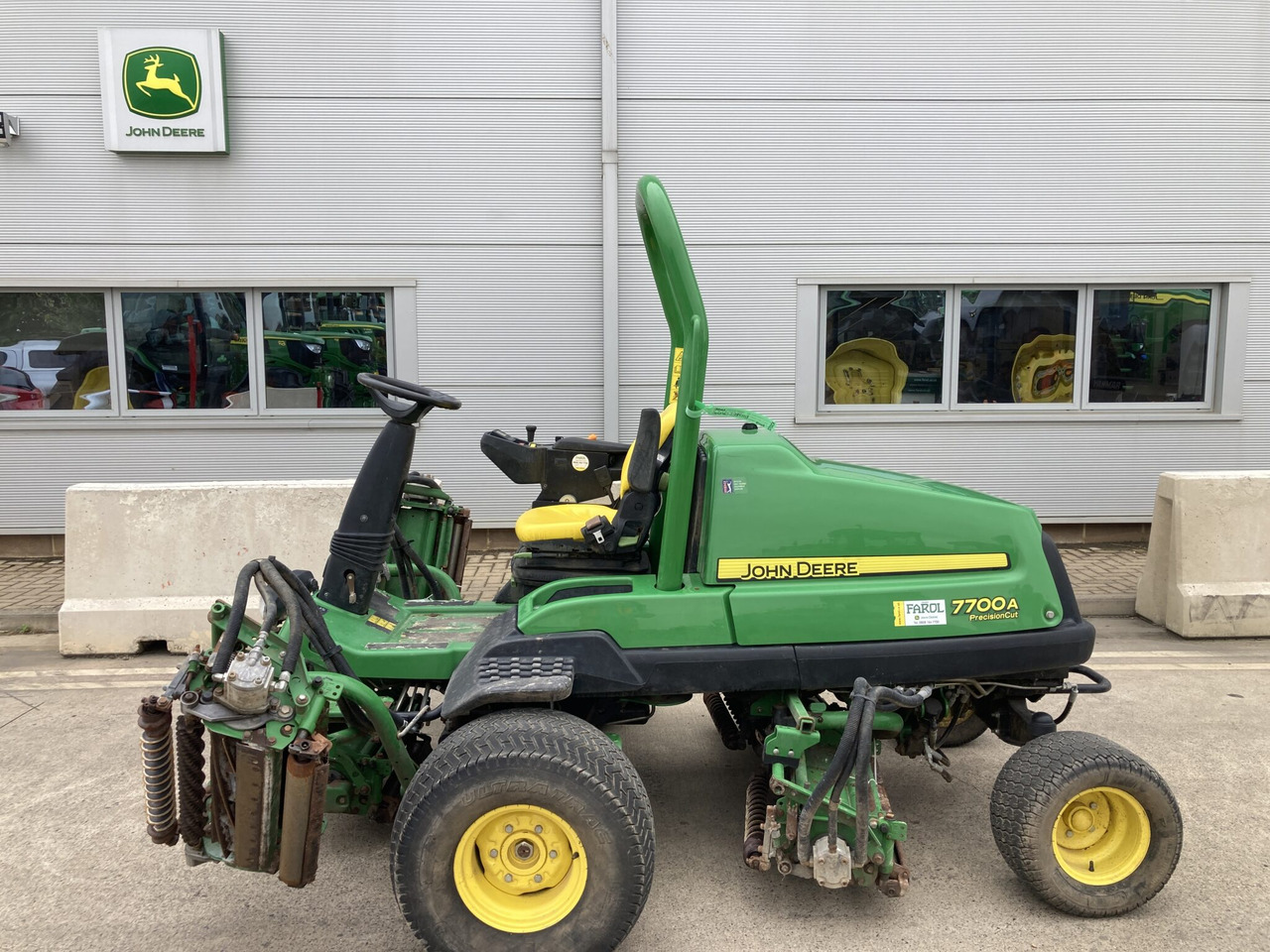 John Deere 7700A Fairway Mower - Газонокосилка: фото 2 John Deere 7700A Fairway Mower - Газонокосилка: фото 2
