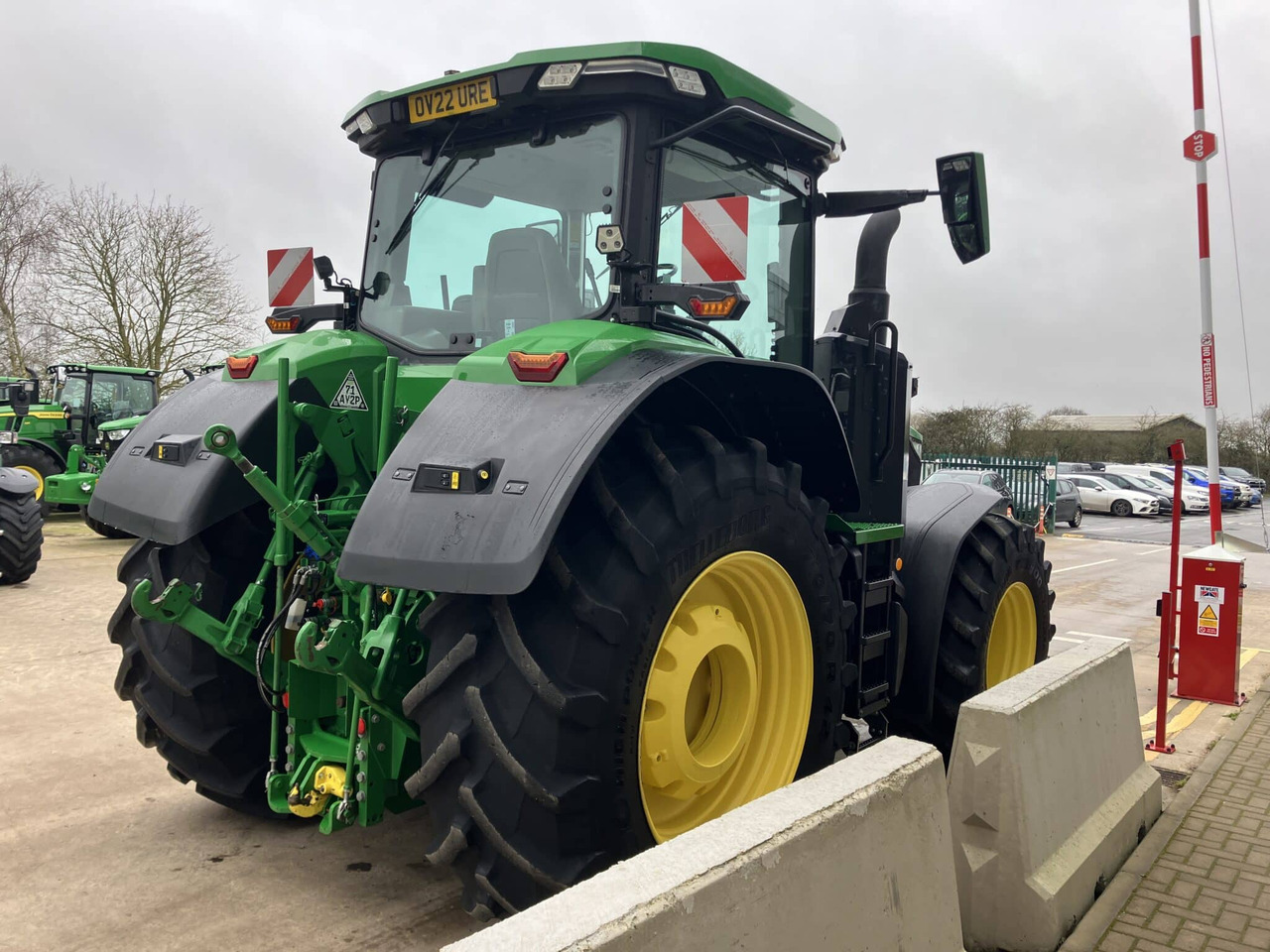 John Deere 7R 310 - Трактор: фото 5 John Deere 7R 310 - Трактор: фото 5