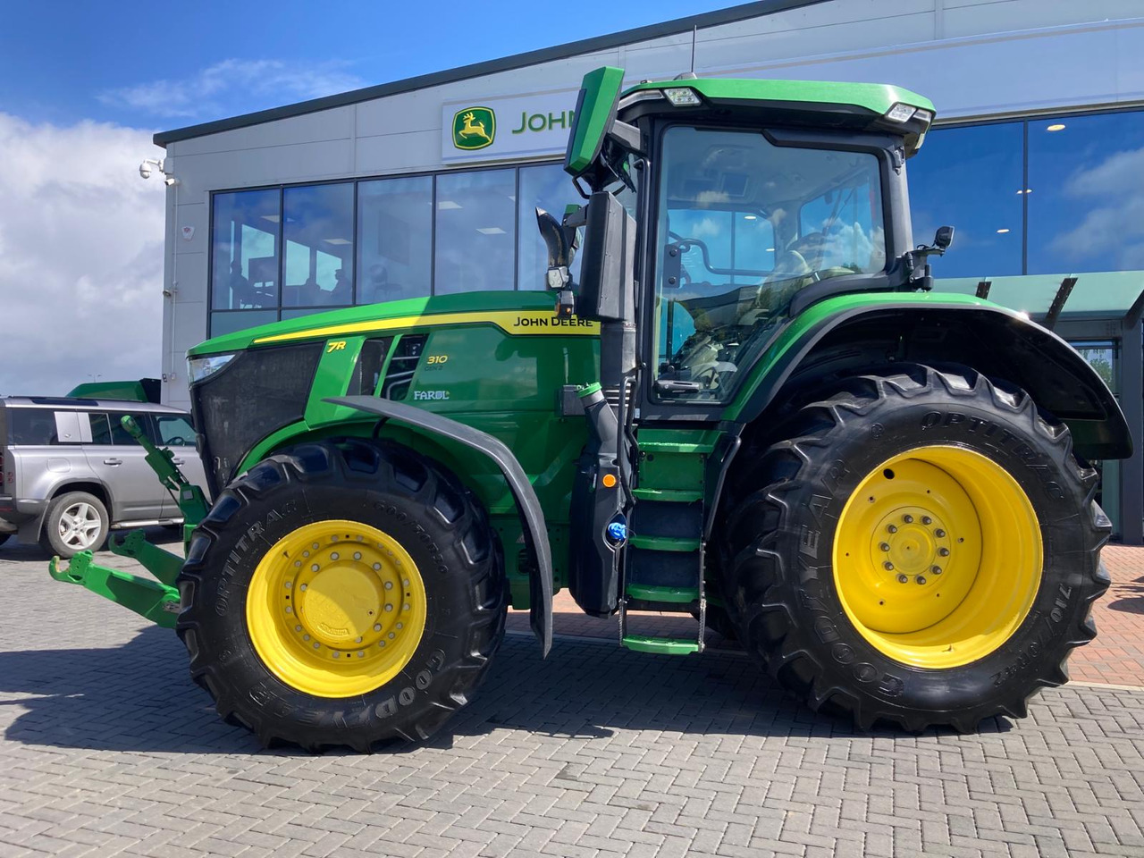 John Deere 7R 310 - Трактор: фото 5 John Deere 7R 310 - Трактор: фото 5