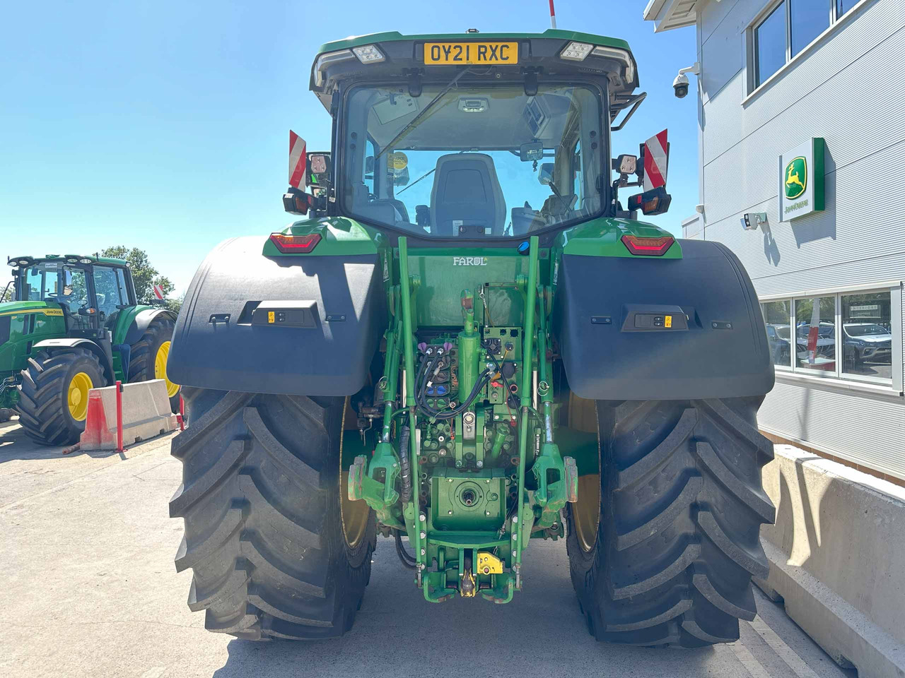 John Deere 7R 350 - Трактор: фото 5 John Deere 7R 350 - Трактор: фото 5