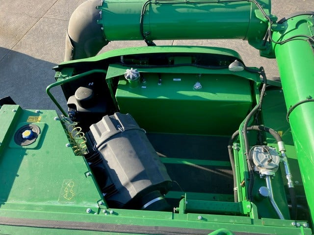 Зерноуборочный комбайн John Deere S690 TM: фото 10 Зерноуборочный комбайн John Deere S690 TM: фото 10