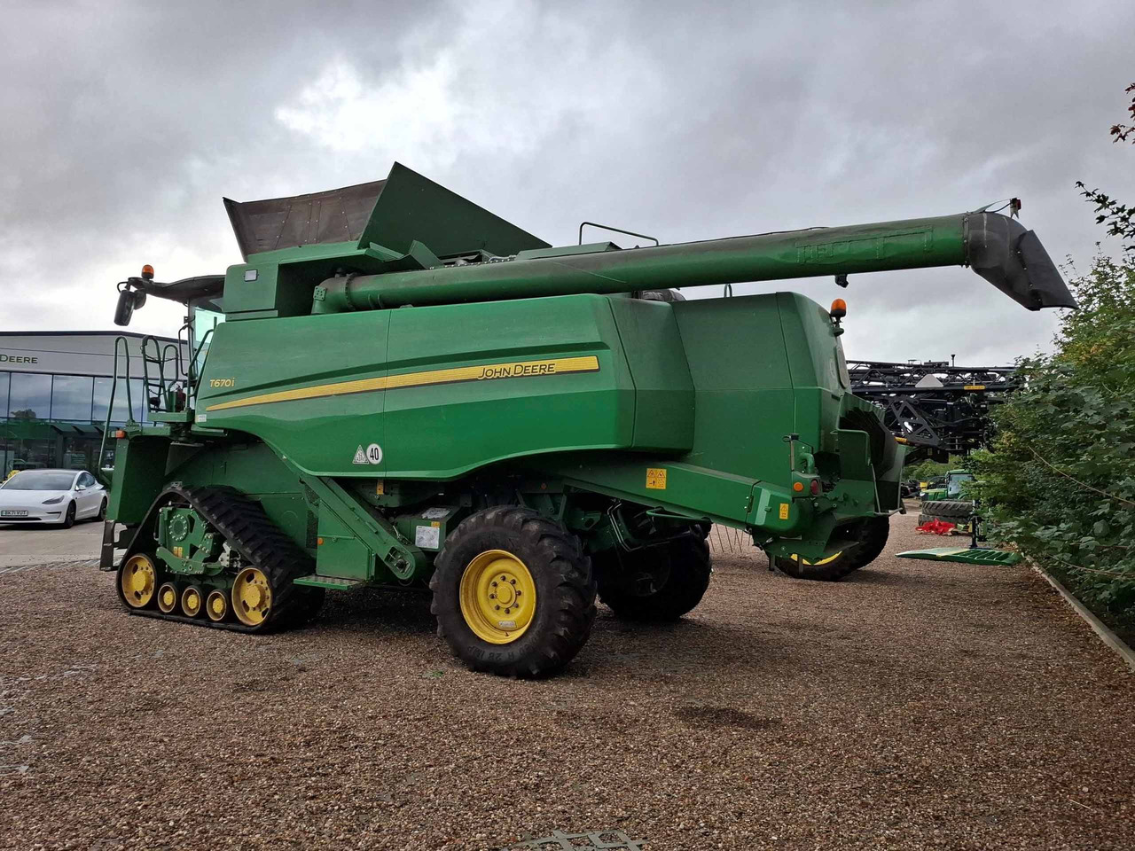 John Deere T670i - Зерноуборочный комбайн: фото 3 John Deere T670i - Зерноуборочный комбайн: фото 3