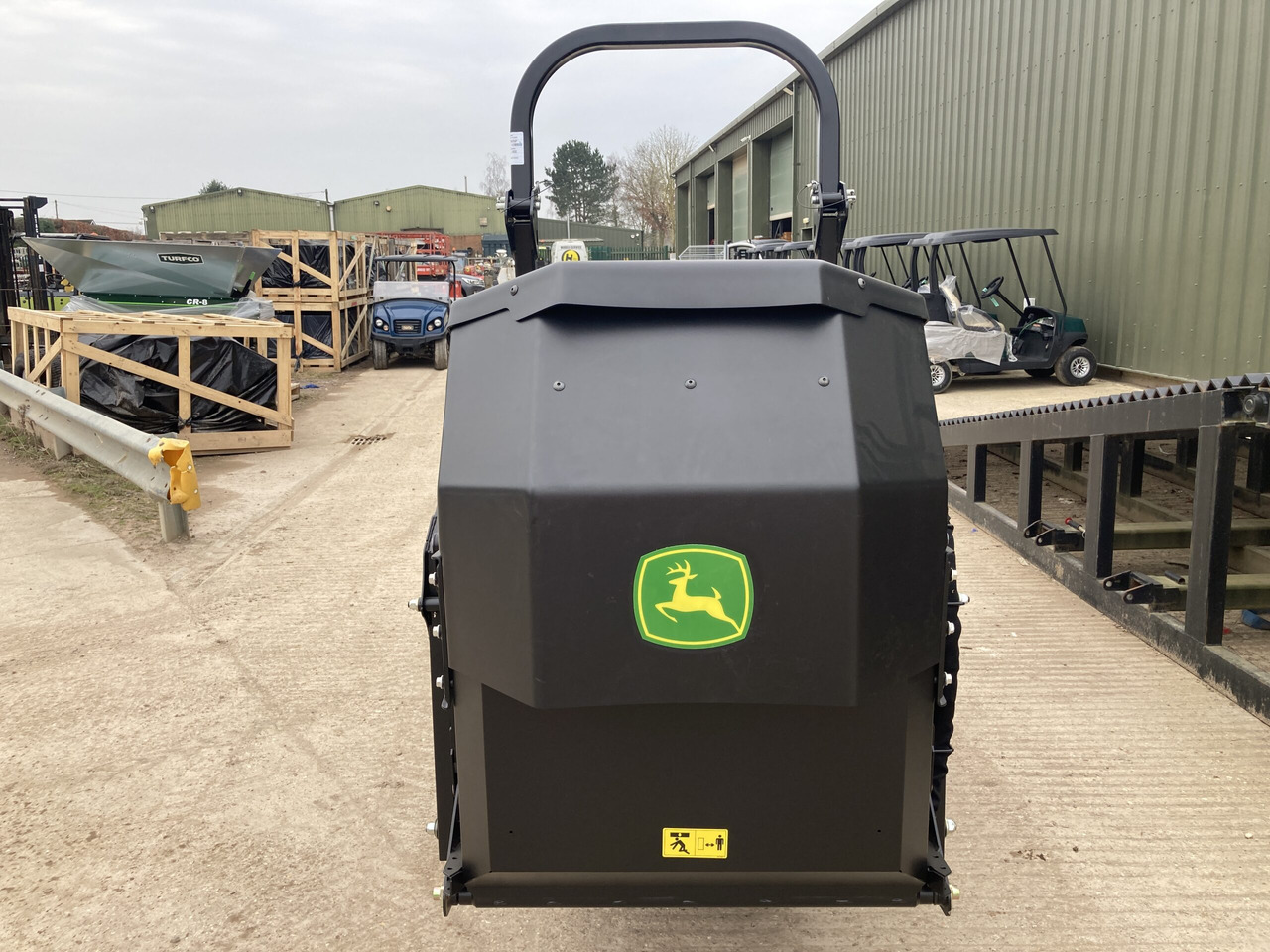 John Deere X950R ride on cut and collect mower - Газонокосилка: фото 4 John Deere X950R ride on cut and collect mower - Газонокосилка: фото 4