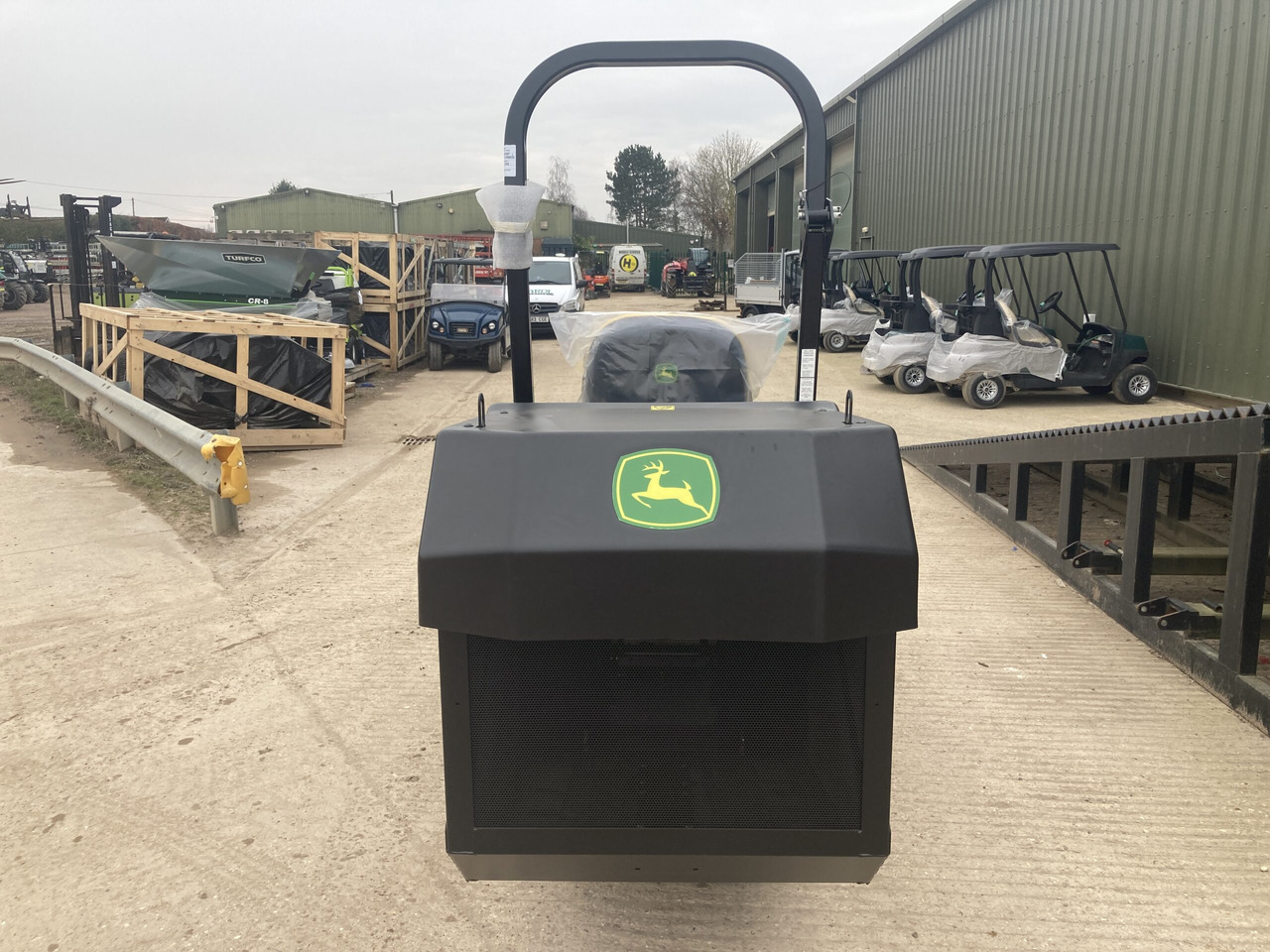 John Deere X950R ride on mower - Газонокосилка: фото 4 John Deere X950R ride on mower - Газонокосилка: фото 4