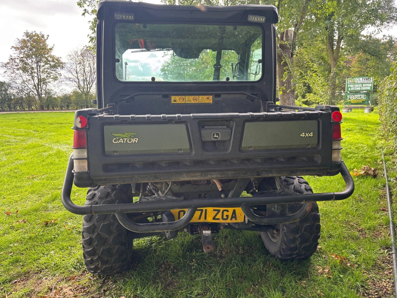 John Deere XUV865M Gator - Квадроцикл: фото 5 John Deere XUV865M Gator - Квадроцикл: фото 5