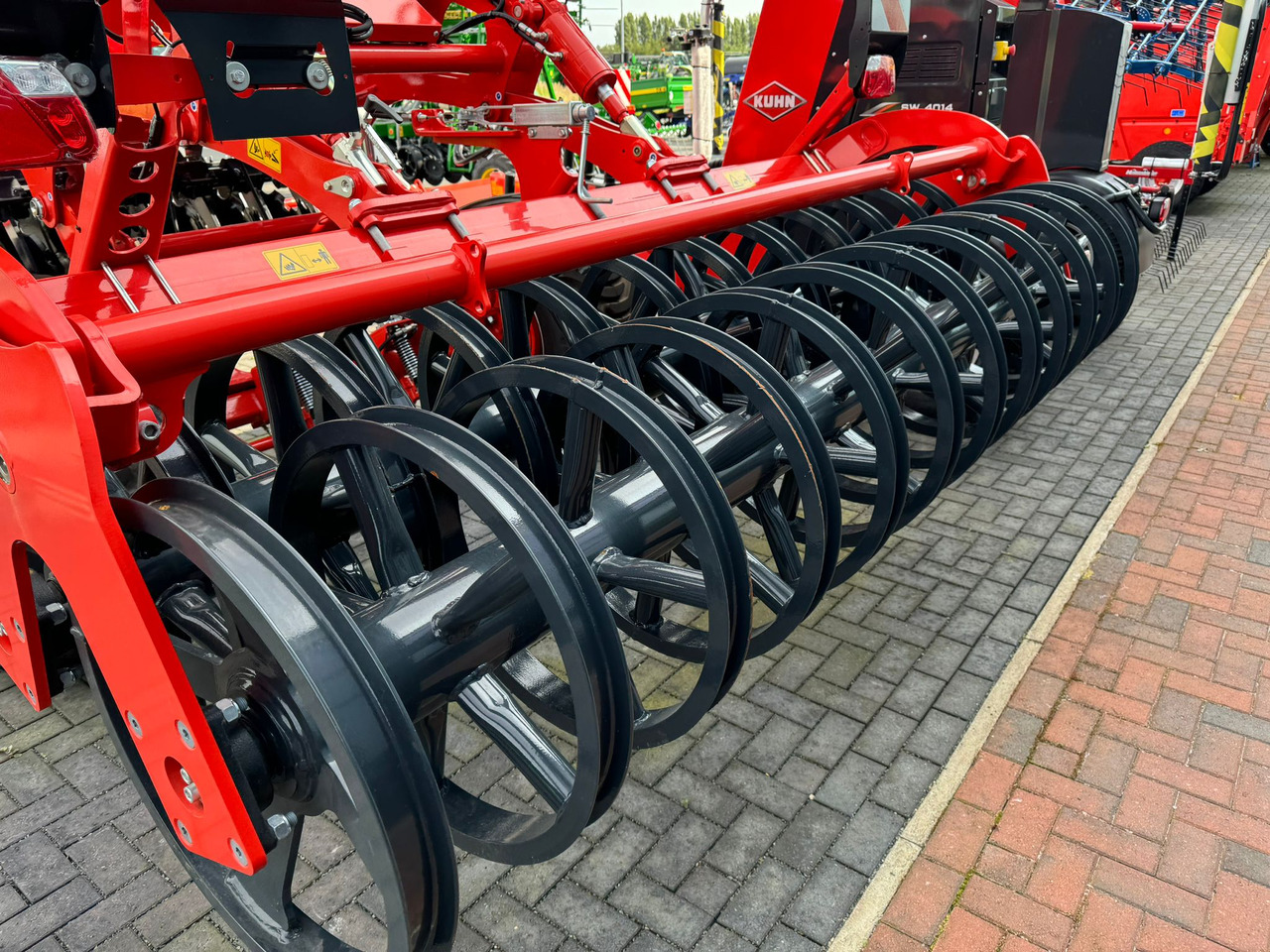 Kuhn Optimer L6000 - Техника для обработки почвы: фото 2 Kuhn Optimer L6000 - Техника для обработки почвы: фото 2