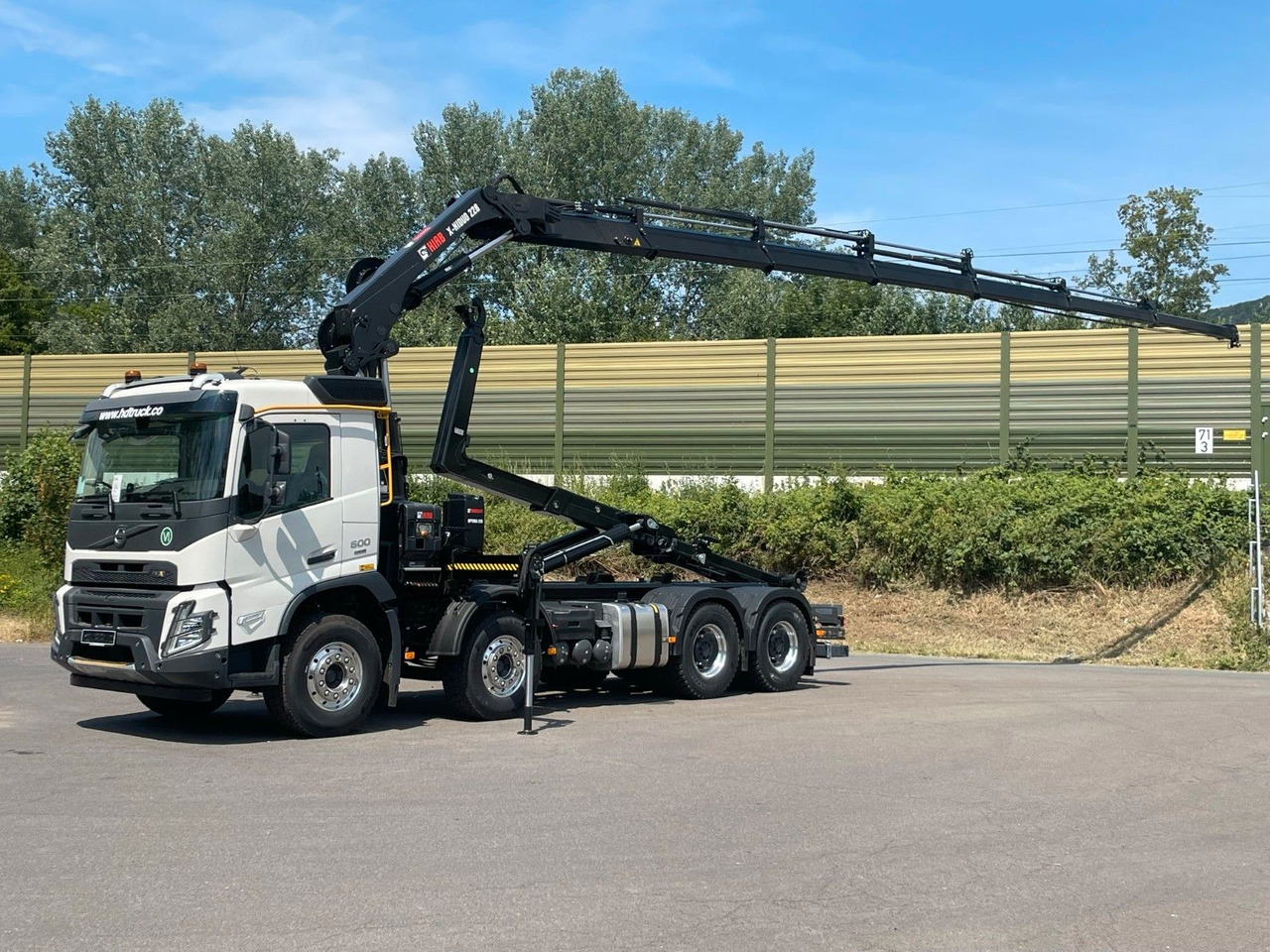 Volvo FMX 500 8x4 Abrollkipper + Kran Hiab 228-6 - Крюковой мультилифт, Автоманипулятор: фото 1 Volvo FMX 500 8x4 Abrollkipper + Kran Hiab 228-6 - Крюковой мультилифт, Автоманипулятор: фото 1