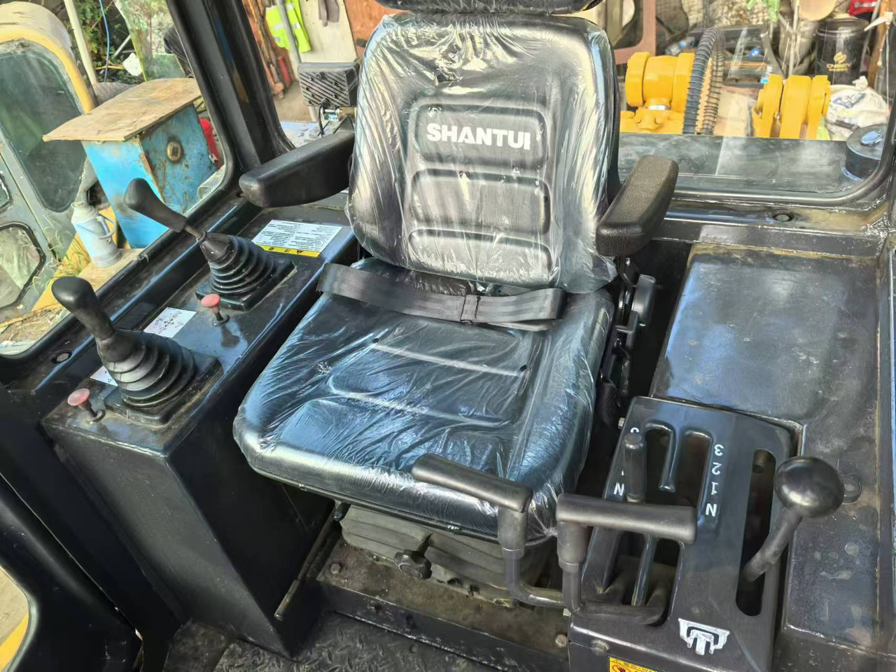 SHANTUI SD13 - Бульдозер: фото 3 SHANTUI SD13 - Бульдозер: фото 3