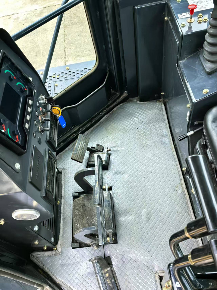 SHANTUI SD22 - Бульдозер: фото 3 SHANTUI SD22 - Бульдозер: фото 3