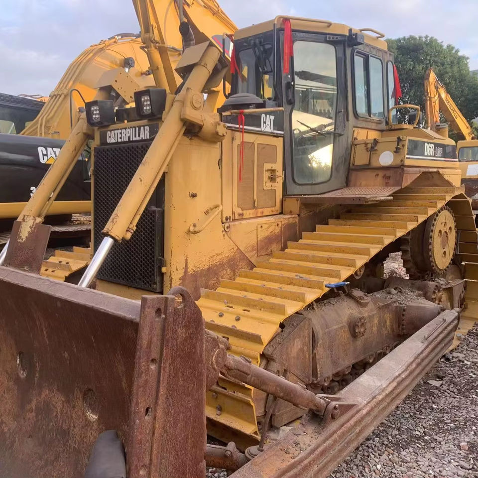 Used Caterpillar Bulldozer D6R, Caterpillar Bulldozer, Caterpillar D6R Bulldozer - Бульдозер: фото 1 Used Caterpillar Bulldozer D6R, Caterpillar Bulldozer, Caterpillar D6R Bulldozer - Бульдозер: фото 1