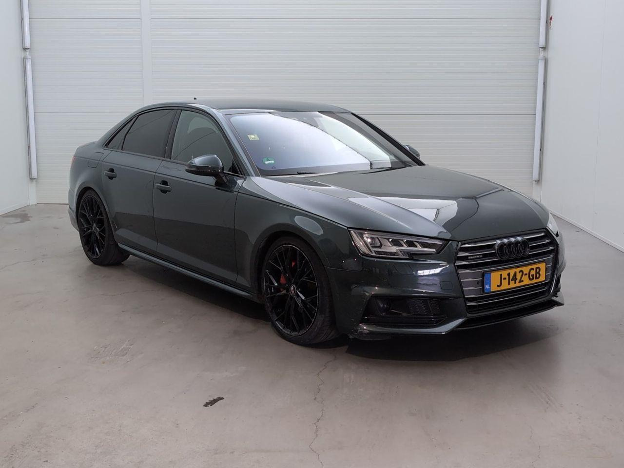 Audi A4 Limousine 2.0 TDI quattro Sport S line edition | 2017 | 199.026 km | Automaat | J142GB | NAP: Geen oordeel - Седан: фото 2 Audi A4 Limousine 2.0 TDI quattro Sport S line edition | 2017 | 199.026 km | Automaat | J142GB | NAP: Geen oordeel - Седан: фото 2