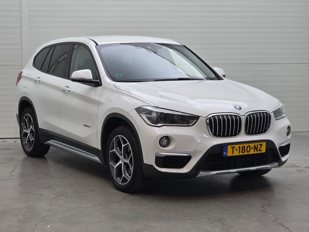 BMW X1 sDrive18i Executive | 2017 | 106.088 km | Automaat | T180NZ | NAP: Geen oordeel - Внедорожник: фото 2 BMW X1 sDrive18i Executive | 2017 | 106.088 km | Automaat | T180NZ | NAP: Geen oordeel - Внедорожник: фото 2