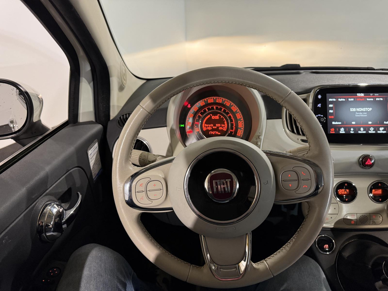 Fiat | 500 | 0.9 TwinAir Turbo Lounge | 2017 | 174.274 km | KX085G | Logisch - Хэтчбек: фото 3 Fiat | 500 | 0.9 TwinAir Turbo Lounge | 2017 | 174.274 km | KX085G | Logisch - Хэтчбек: фото 3