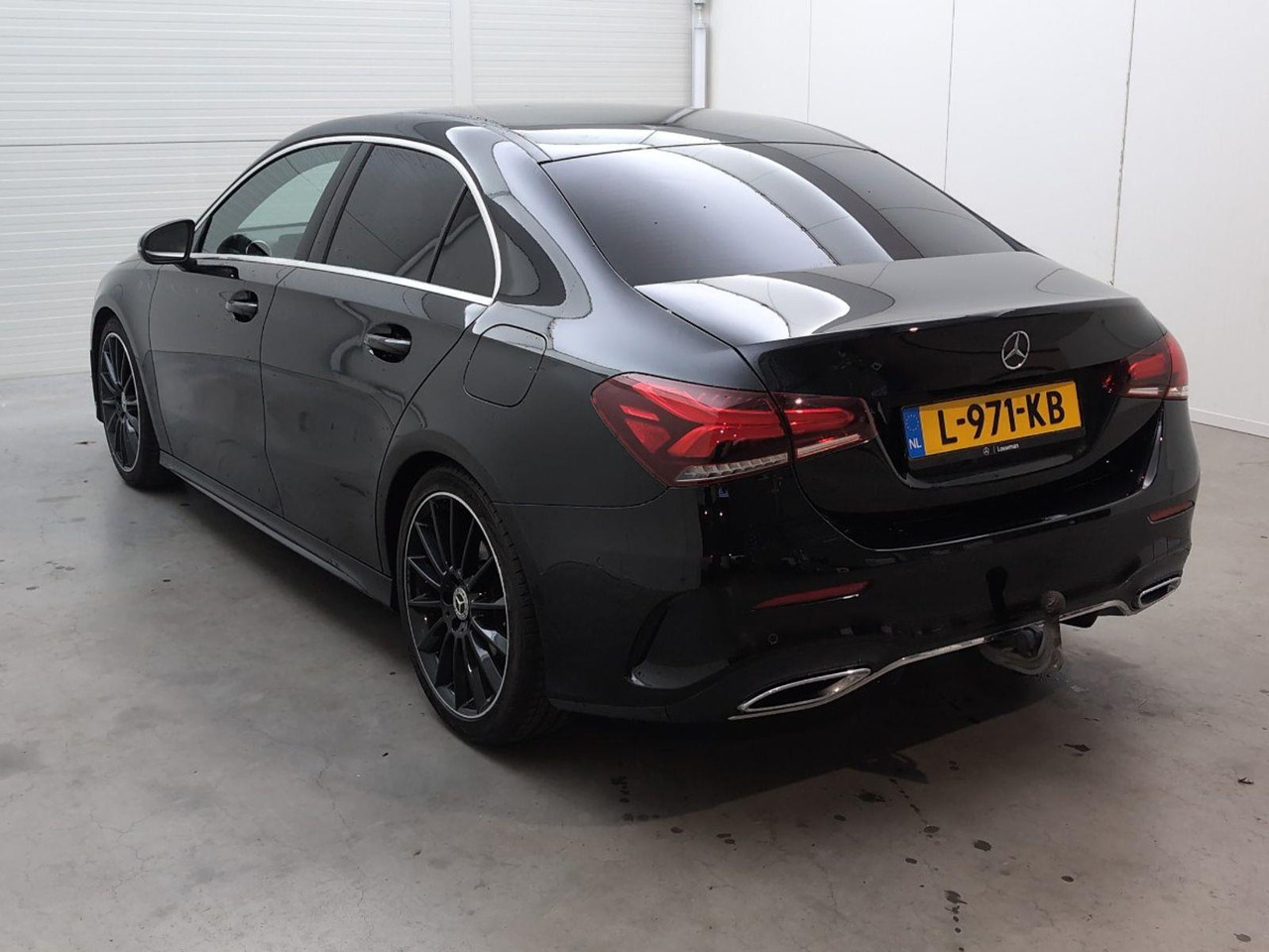 Mercedes-Benz A-klasse 180 Business Solution AMG | 2019 | 114.868 km | Automaat | L971KB | NAP: Geen oordeel - Седан: фото 3 Mercedes-Benz A-klasse 180 Business Solution AMG | 2019 | 114.868 km | Automaat | L971KB | NAP: Geen oordeel - Седан: фото 3
