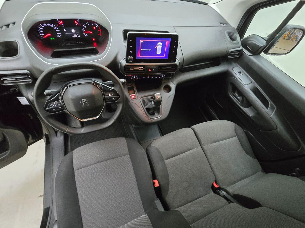 Peugeot Partner 1.5 BlueHDI Premium | 2021 | 135.456 km | VHZ59X | NAP: Logisch - Грузопассажирский фургон: фото 5 Peugeot Partner 1.5 BlueHDI Premium | 2021 | 135.456 km | VHZ59X | NAP: Logisch - Грузопассажирский фургон: фото 5
