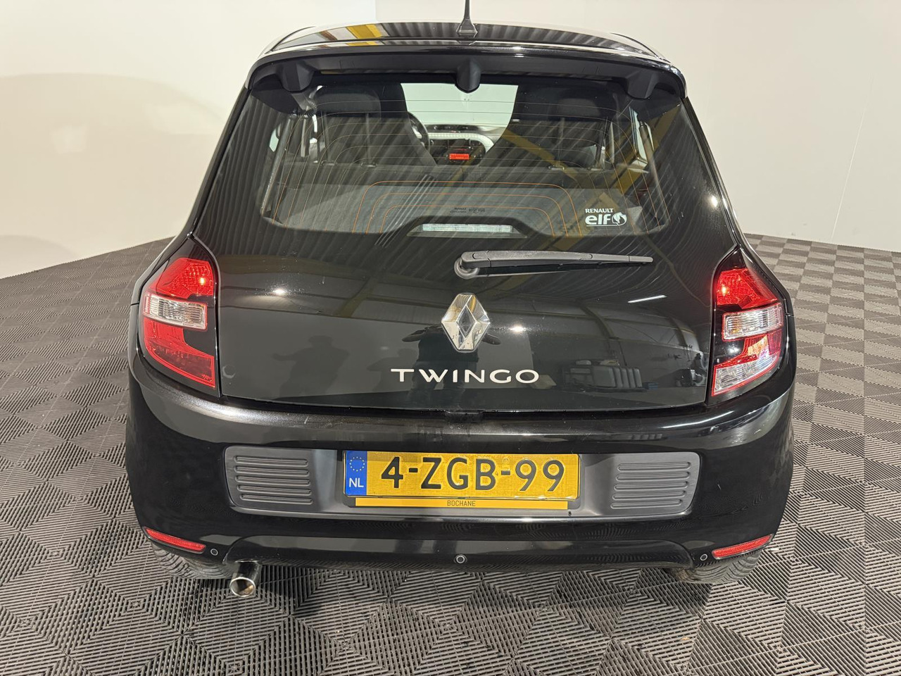 Renault | Twingo | 1.0 SCe Expression | 2015 | 226.056 km | 4ZGB99 | Logisch - Хэтчбек: фото 3 Renault | Twingo | 1.0 SCe Expression | 2015 | 226.056 km | 4ZGB99 | Logisch - Хэтчбек: фото 3