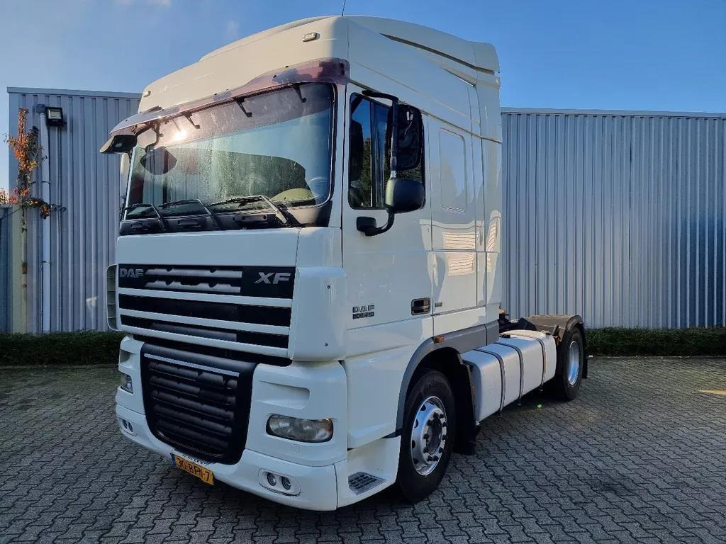 DAF XF 105.410 NL Trekker 2007 - Тягач: фото 1 DAF XF 105.410 NL Trekker 2007 - Тягач: фото 1