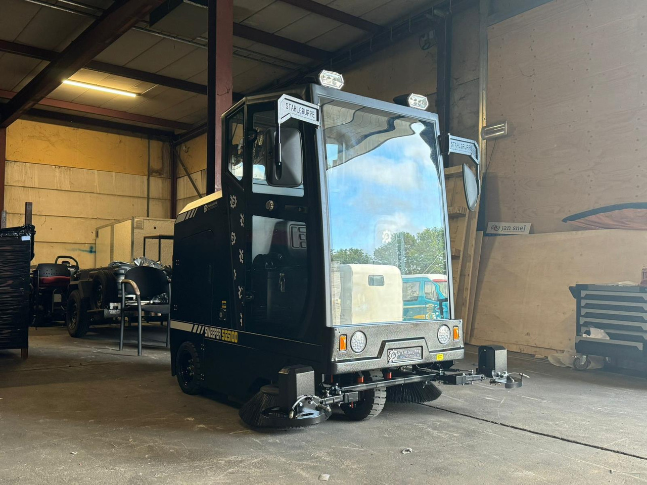 Veegmachine Stahlgruppe SGS100 - Оборудование для мастерских: фото 1 Veegmachine Stahlgruppe SGS100 - Оборудование для мастерских: фото 1