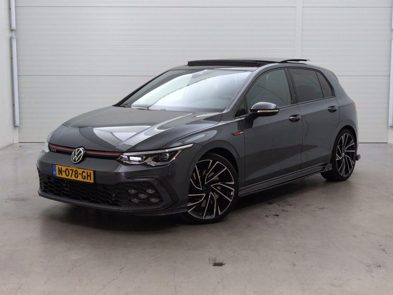 Volkswagen Golf 2.0 TSI GTI | 2021 | 104.458 km | Automaat | N078GH | NAP: Geen oordeel - Хэтчбек: фото 1 Volkswagen Golf 2.0 TSI GTI | 2021 | 104.458 km | Automaat | N078GH | NAP: Geen oordeel - Хэтчбек: фото 1
