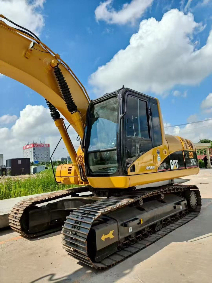 CATERPILLAR 320CL - Гусеничный экскаватор: фото 1 CATERPILLAR 320CL - Гусеничный экскаватор: фото 1