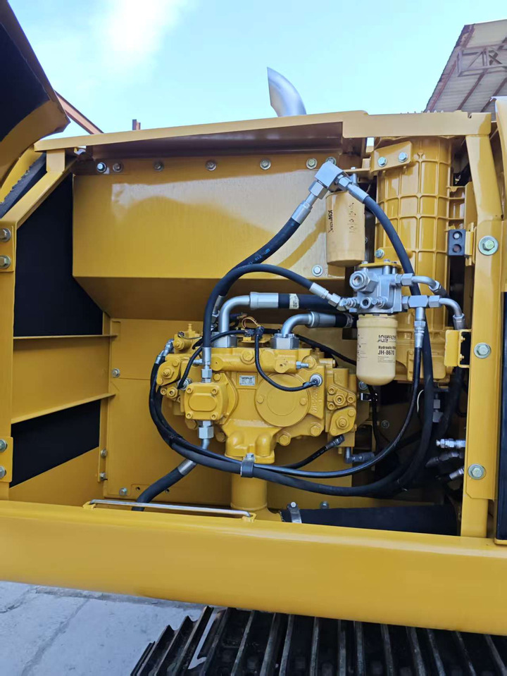 CATPILLAR 320CL - Гусеничный экскаватор: фото 2 CATPILLAR 320CL - Гусеничный экскаватор: фото 2