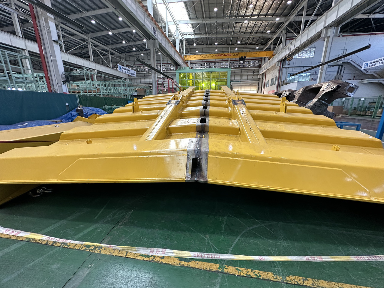 KOMATSU 785-7 - Карьерный самосвал: фото 5 KOMATSU 785-7 - Карьерный самосвал: фото 5