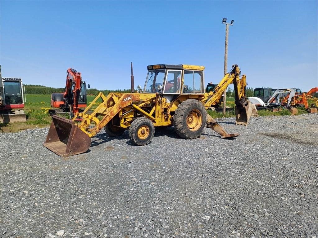 Massey Ferguson 50B traktorikaivuri - Экскаватор-погрузчик: фото 1 Massey Ferguson 50B traktorikaivuri - Экскаватор-погрузчик: фото 1