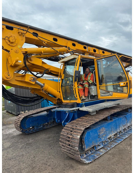 Bauer BG 24H - Буровая машина: фото 1 Bauer BG 24H - Буровая машина: фото 1